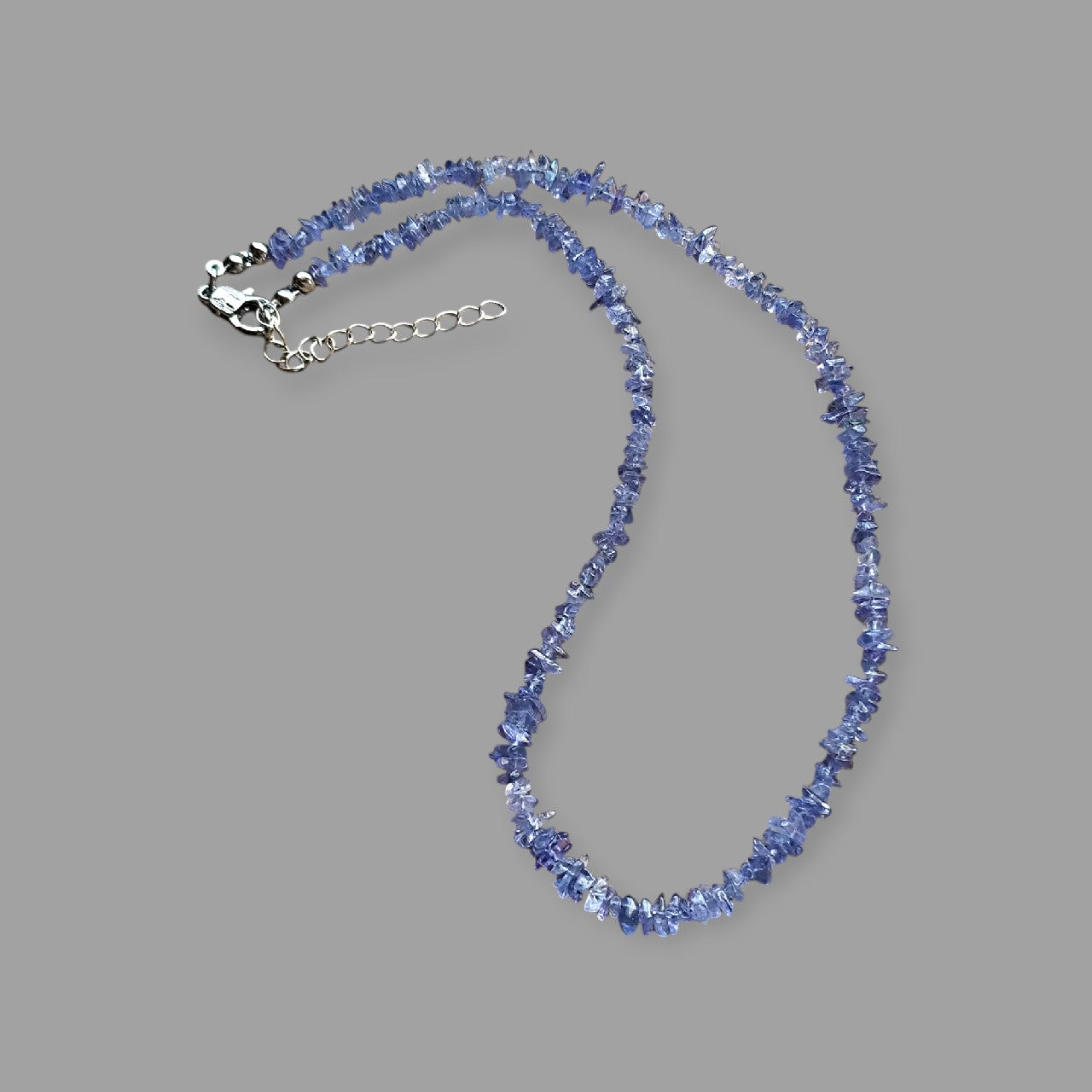 Naszyjnik z Tanzanitu - elegancja rzadkość i moc - Magiczny Kamyczek