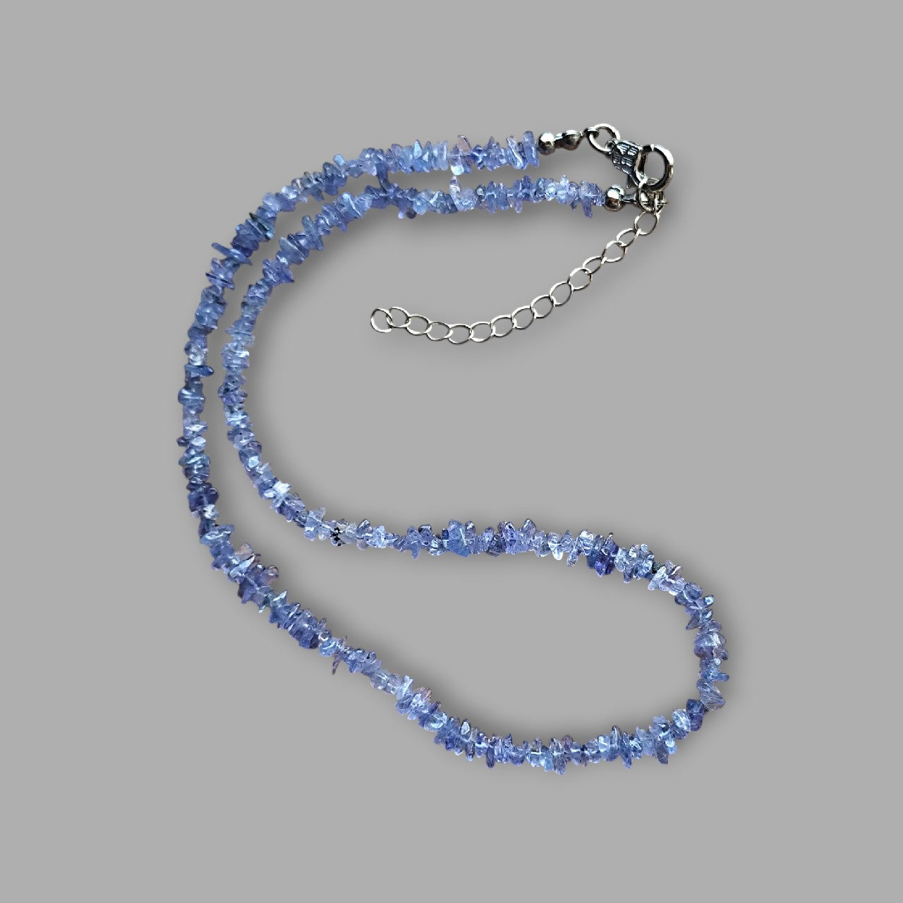 Naszyjnik z Tanzanitu - elegancja rzadkość i moc - Magiczny Kamyczek 